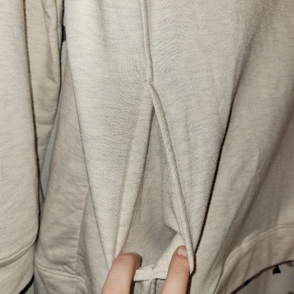 Minnesota Top - Picture 3 of 5